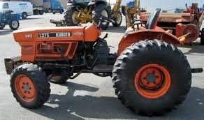 KUBOTA L275 CZĘŚCI DO SILNIKA